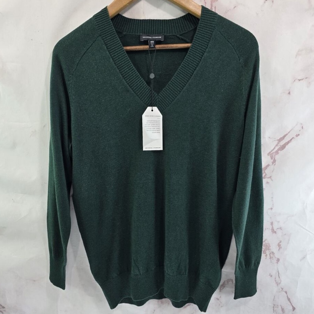 NWT Universal Standard Sweater Green V Neck Dark Forest Recycled Size 18 / M